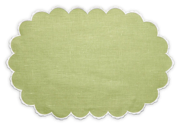 Petal Scallop Oval Placemat