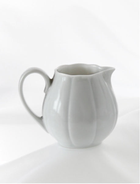 Nymphea Creamer | White