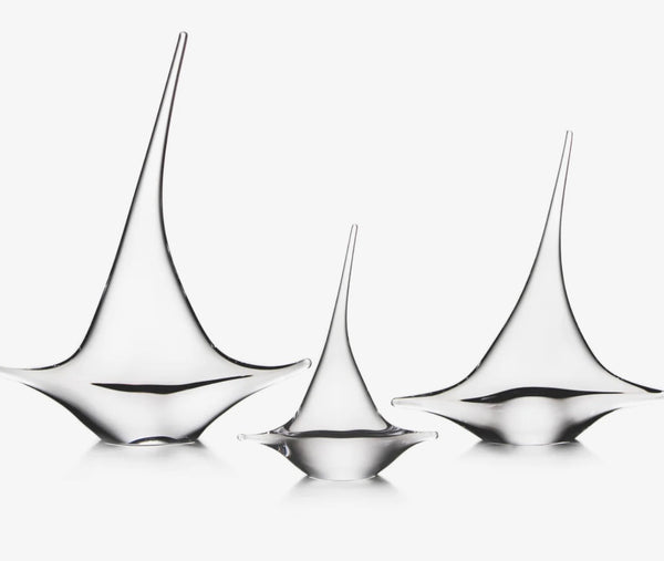 Sailboat | M