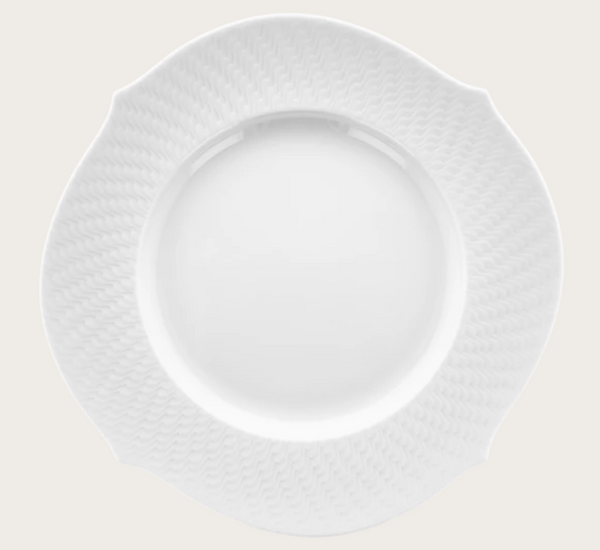 Waves Relief Dinner Plate | White