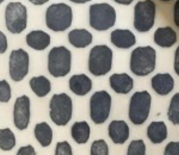 Med Oval | Dot Charcoal