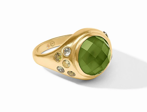 Rainbow Statement Ring Size 7 | Iridescent Palmetto Green