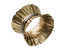 Clinched Napkin Ring | Gold/Silver